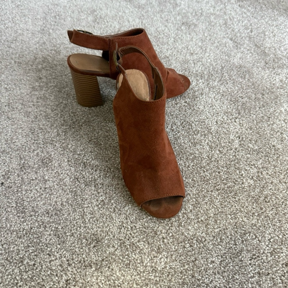 CL by Laundry Tan Peep-Toe Block Heels